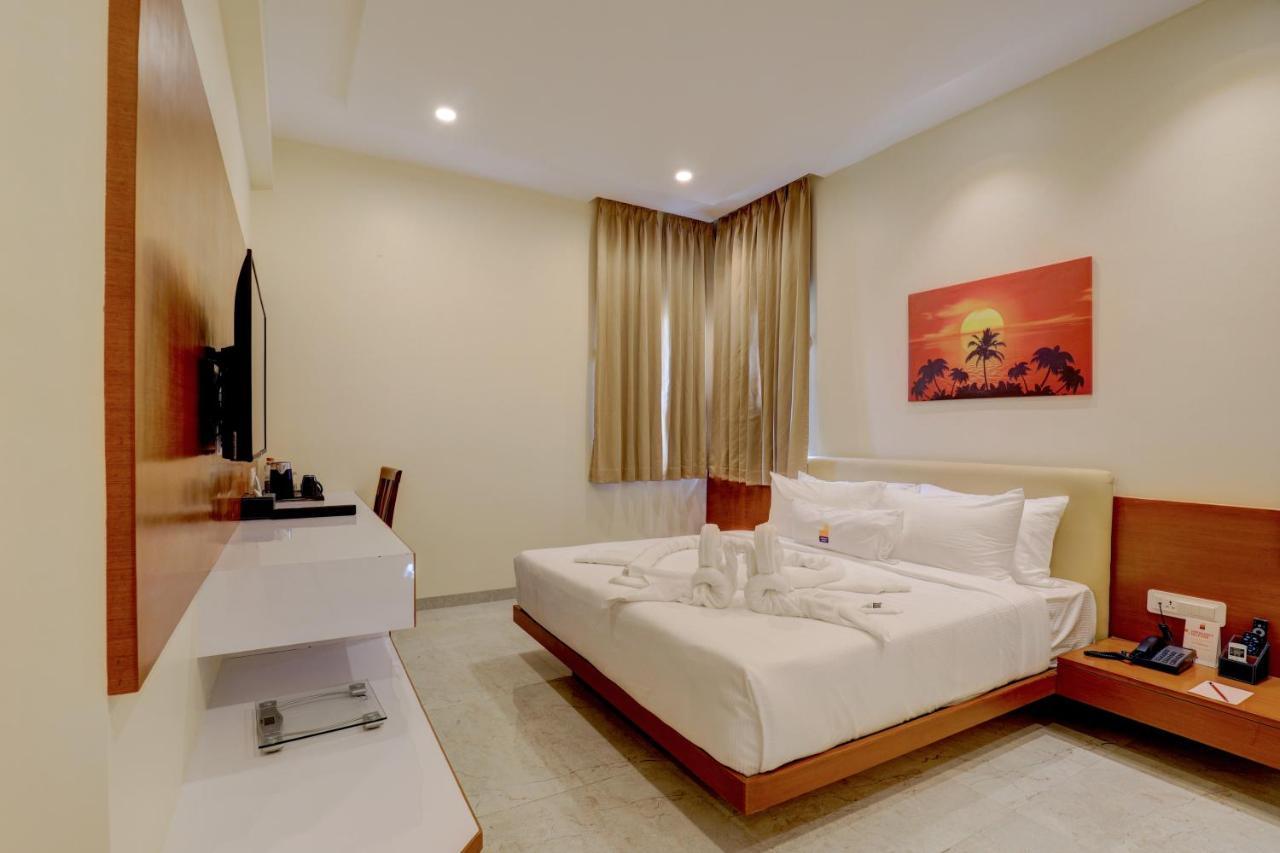 Myspace Tattwa Grand Yelahanka Экстерьер фото