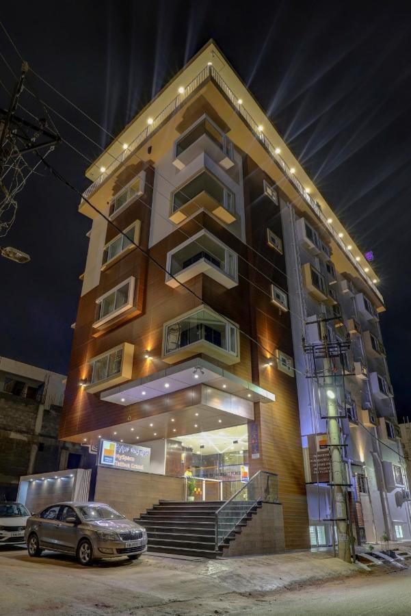 Myspace Tattwa Grand Yelahanka Экстерьер фото