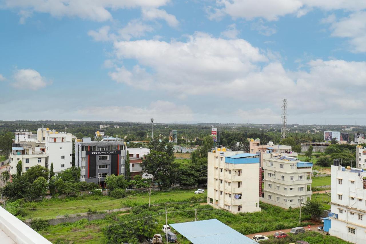 Отель Myspace Tattwa Grand Yelahanka Экстерьер фото