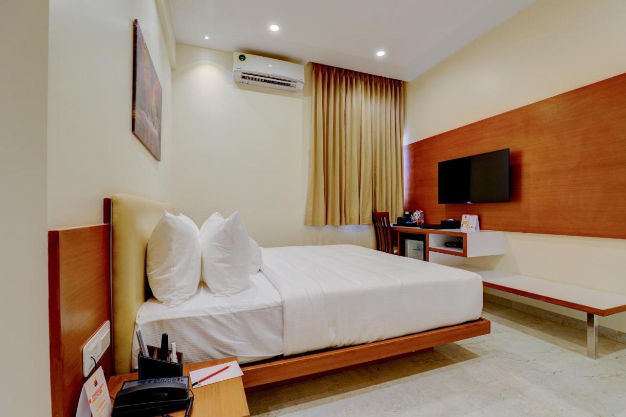 Myspace Tattwa Grand Yelahanka Экстерьер фото